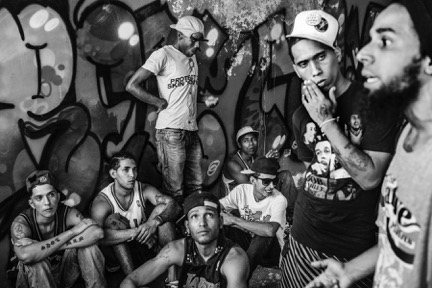 Emission 'Frontline' du 23 décembre 2016, invité : Óscar B. Castillo Emission 'Frontline' du 23 décembre 2016, invité : Óscar B. Castillo