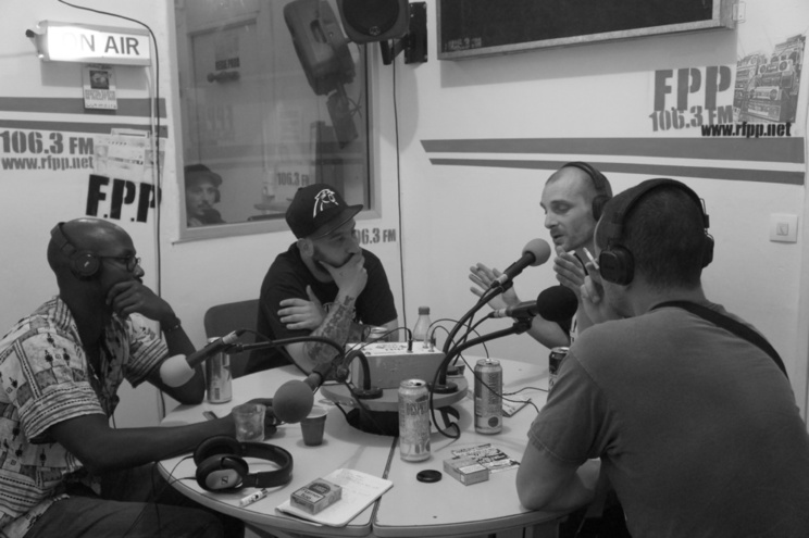 Emission 'Frontline' du 10 juillet 2015, invité: Manu (Black Mirror) Emission 'Frontline' du 10 juillet 2015, invité: Manu (Black Mirror)