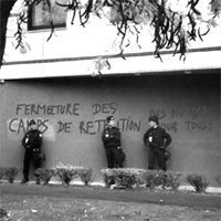 Sans papiers: S’organiser contre l’expulsion, que faire en cas d’arrestation? Sans papiers: S’organiser contre l’expulsion, que faire en cas d’arrestation?