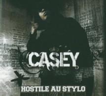 Casey 'Hostile au stylo'