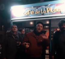 Sticky Snake (L'Alerte Rouge) feat Jon &amp; Pounz "Une bière, une scène, un sourire"