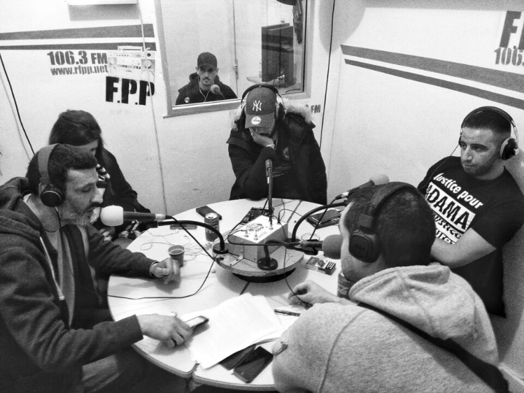 Emission "Frontline" du 10 mars 2017, invité : Comité Justice pour Adama Emission "Frontline" du 10 mars 2017, invité : Comité Justice pour Adama