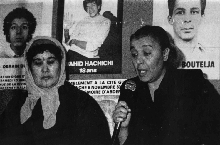 Mmes Hachichi et Guemiah, mères de Wahid et Abdennbi à Nanterre, novembre 1983 